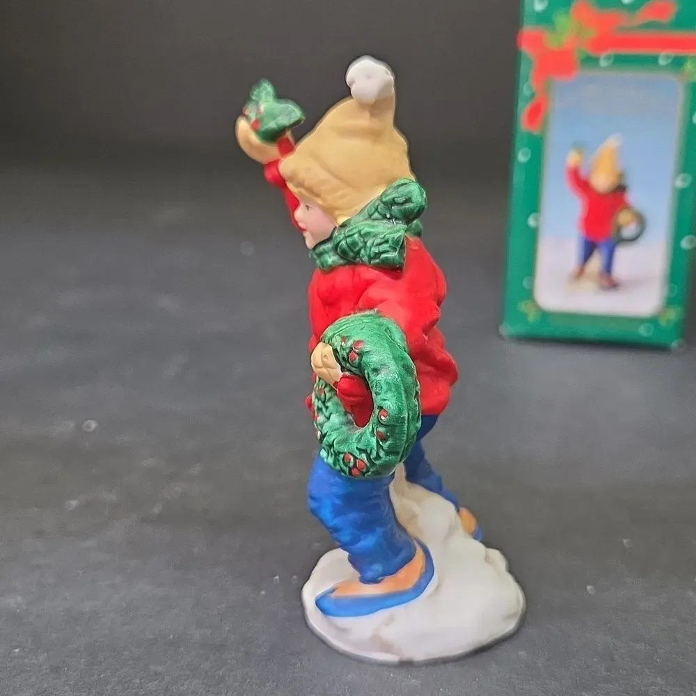 Festive‎ Kids Figurine Set Vintage Russ Christmas Figurines